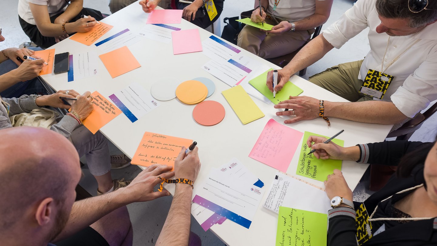 führt zu: KI für das Gemeinwohl: Unser Workshop auf der re:publica 